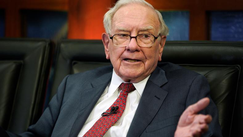 从巴菲特的5万字发言中,我们精选了这68条核心精华